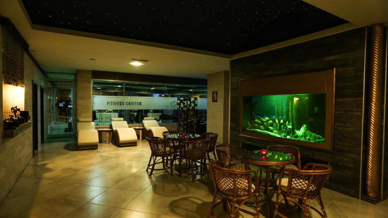 Sivas Bueyuek Hotel ภายนอก รูปภาพ